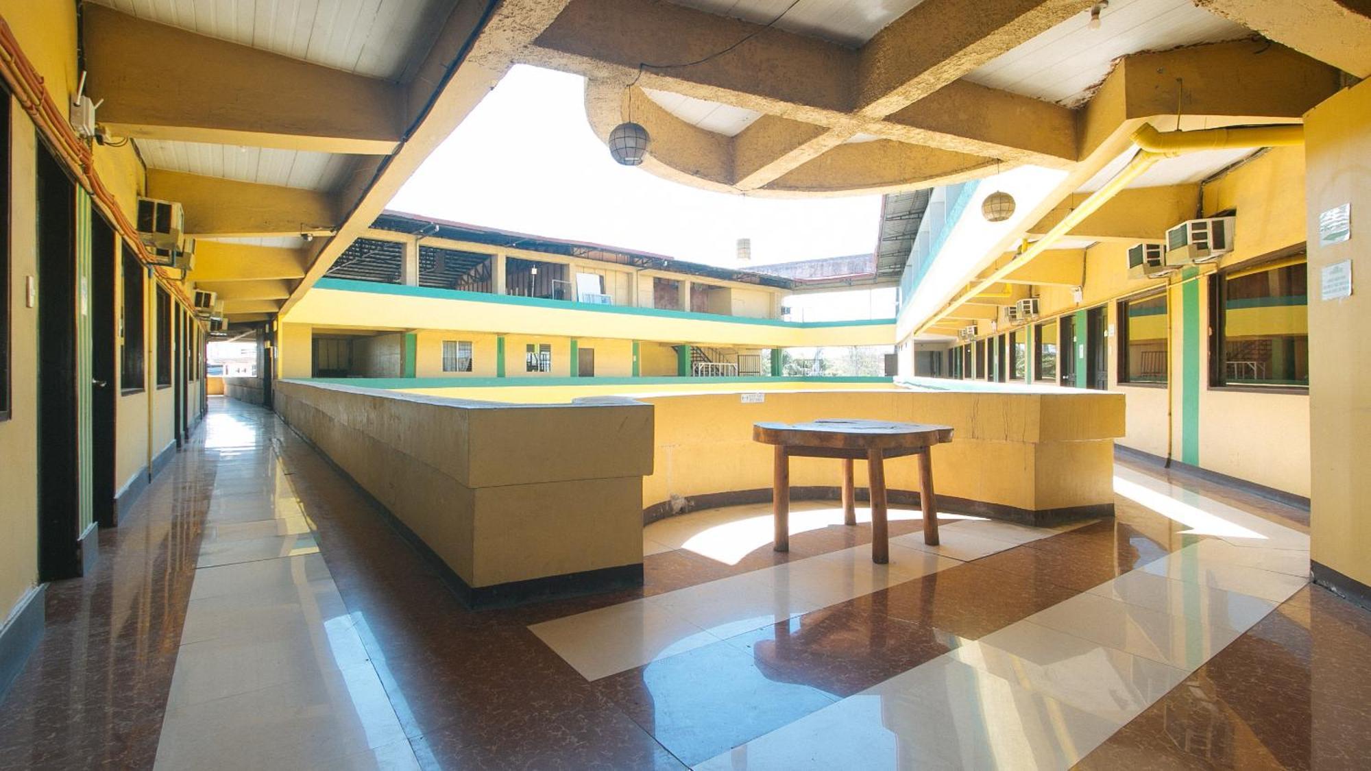 Reddoorz Near Sm City Muntinlupa San Pedro  Exterior photo