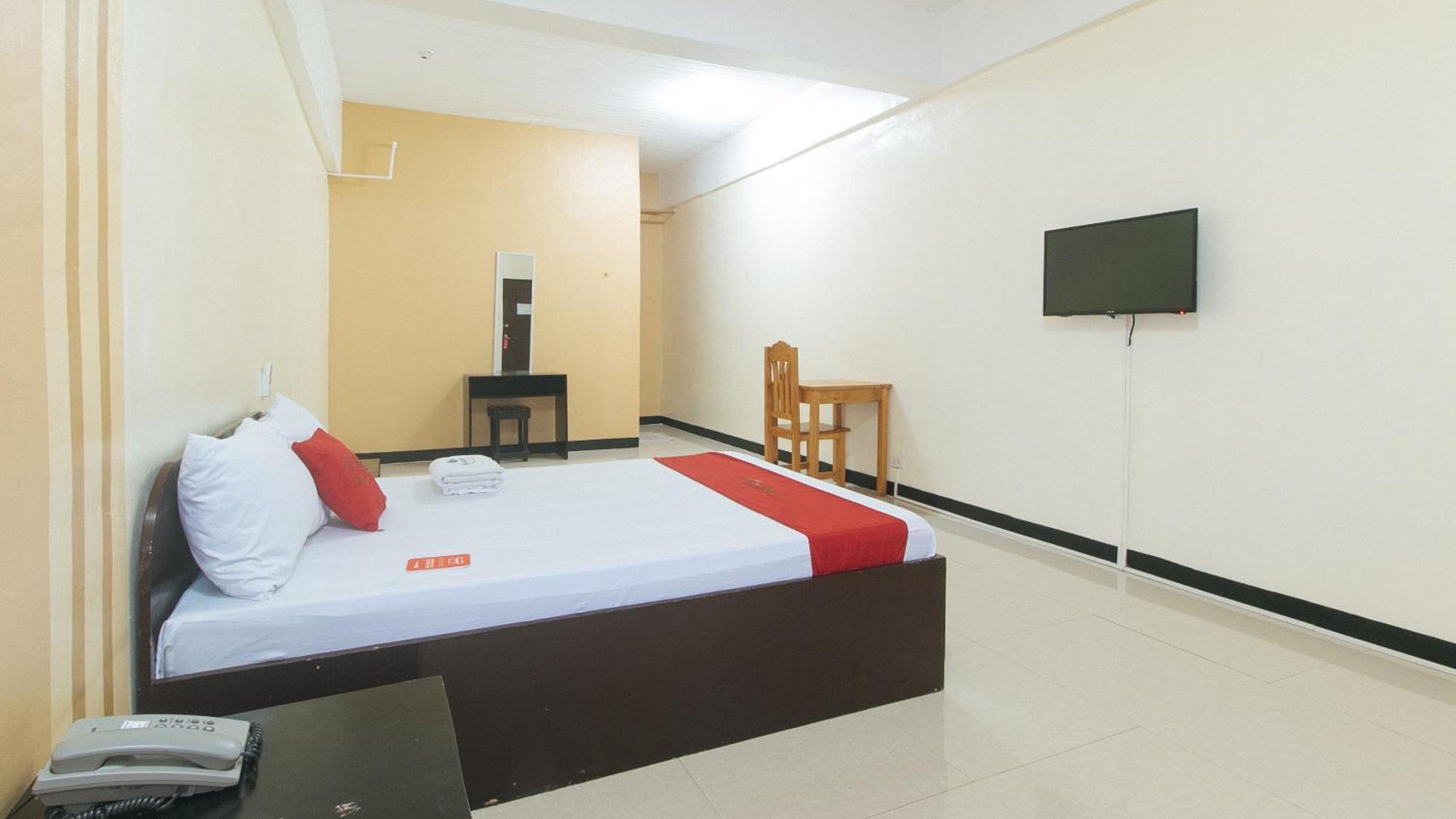 Reddoorz Near Sm City Muntinlupa San Pedro  Exterior photo